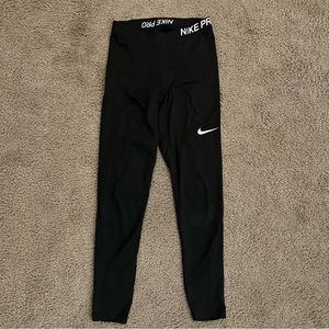 Nike Pro Dry fit leggings- M